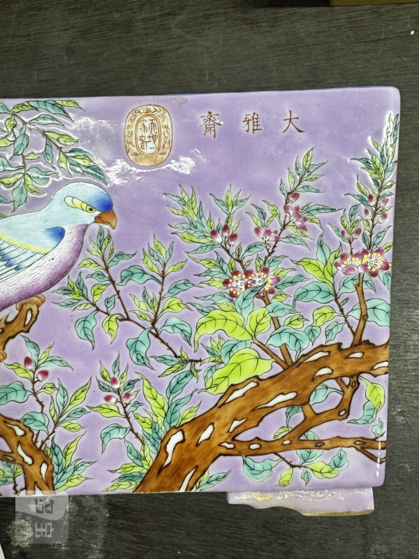 清 粉彩花鸟四方花盆一对 - 图7